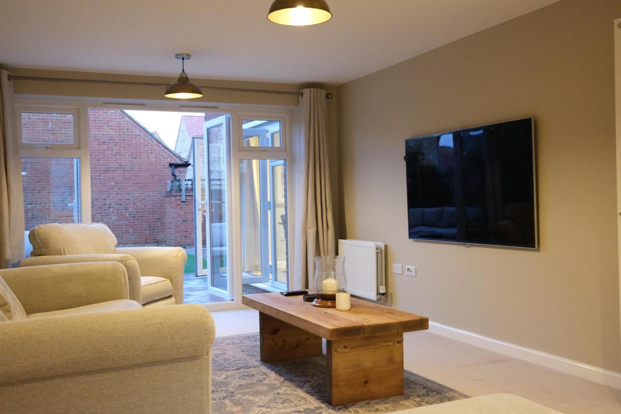 Luxury 6-Bedroom House 5 Minutes From Bicester Village Shopping Outlet Chesterton  Dış mekan fotoğraf