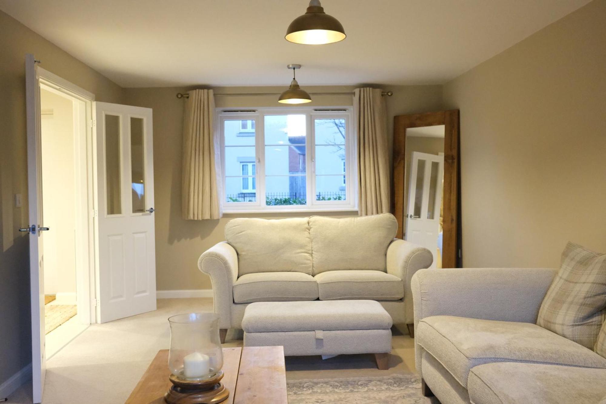 Luxury 6-Bedroom House 5 Minutes From Bicester Village Shopping Outlet Chesterton  Dış mekan fotoğraf