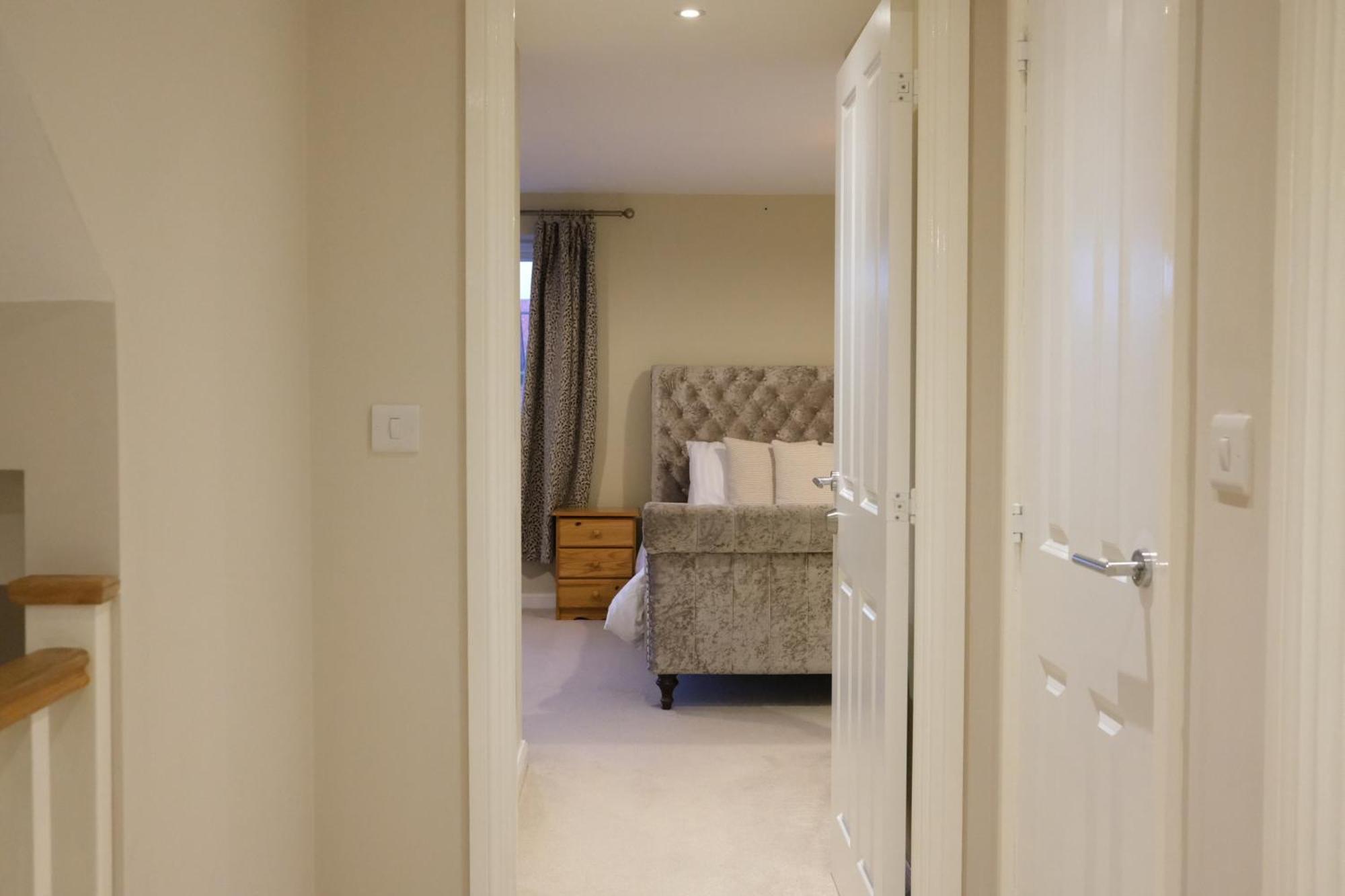 Luxury 6-Bedroom House 5 Minutes From Bicester Village Shopping Outlet Chesterton  Dış mekan fotoğraf