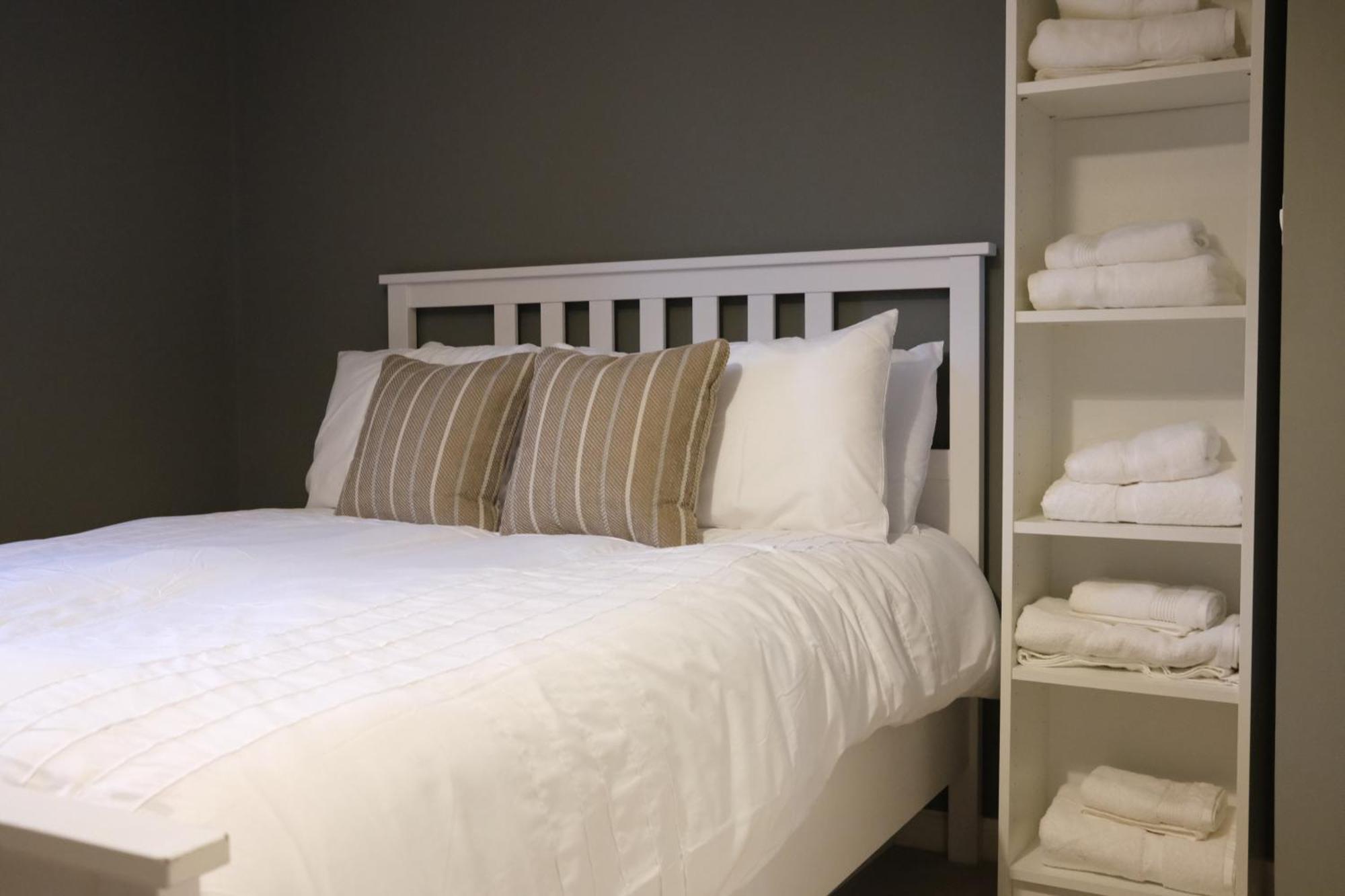 Luxury 6-Bedroom House 5 Minutes From Bicester Village Shopping Outlet Chesterton  Dış mekan fotoğraf